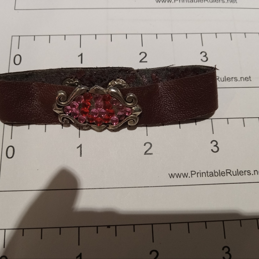 5 Leather Braclets - Picture 9 of 10